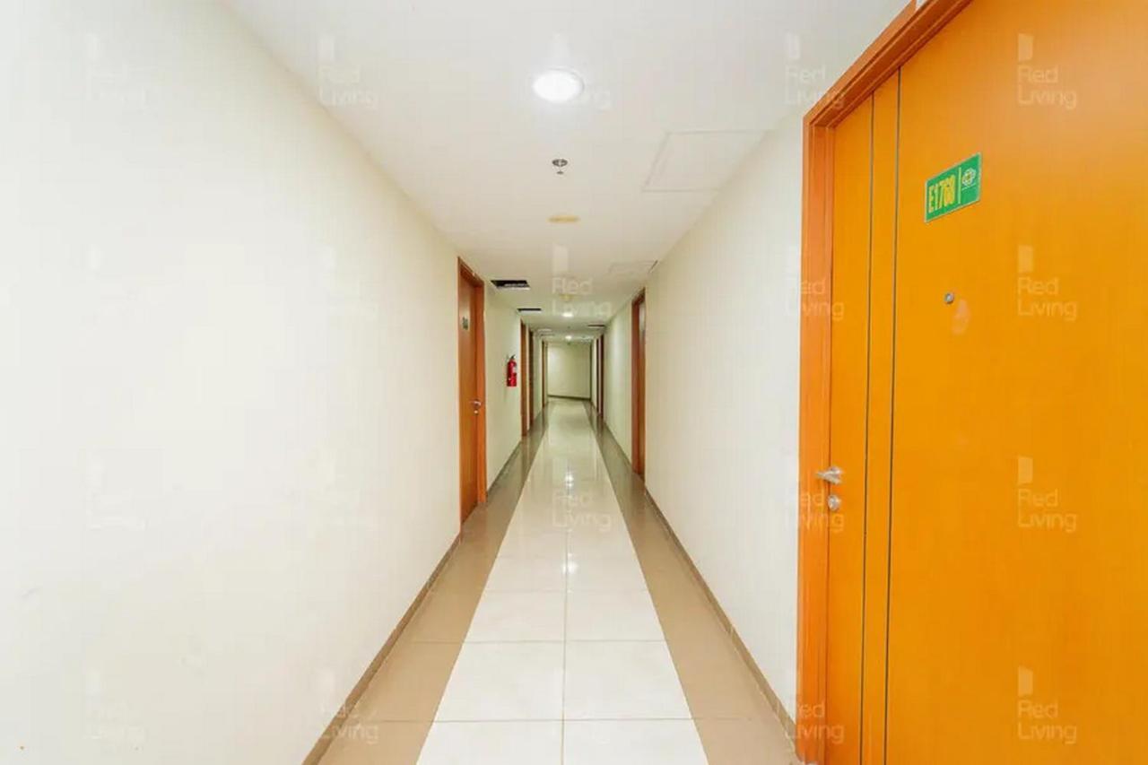 Redliving Apartemen Green Lake View Ciputat - Syafa Property Tower E Pondokcabe Hilir Exterior photo